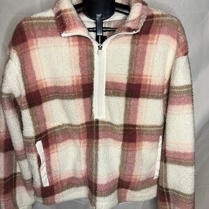 No Boundaries fleece — perfect for the fall/winter crowd 🍂💖✨